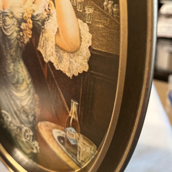 Vintage Tin Oval Pepsi Cola Lady in Blue Tip Tray - Delicious Healthful 5 cents - Picture 5 of 8